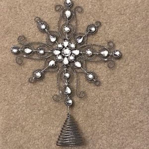 SILVER JEWELED STAR TREE TOPPER